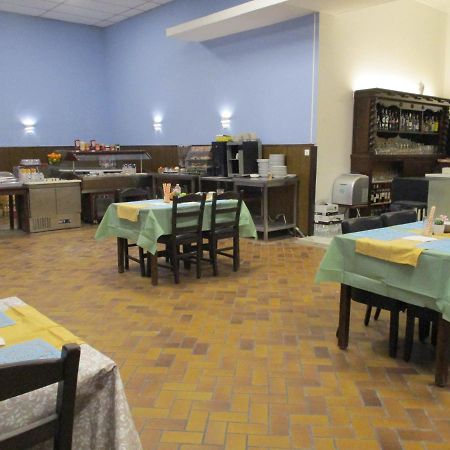 Hotel De La Gare Aalst Dış mekan fotoğraf